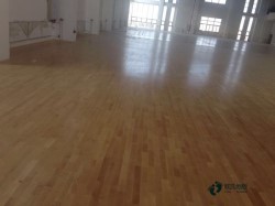 籃球木地板保養(yǎng)方法