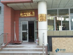 實木運動場地地板維護保養(yǎng)